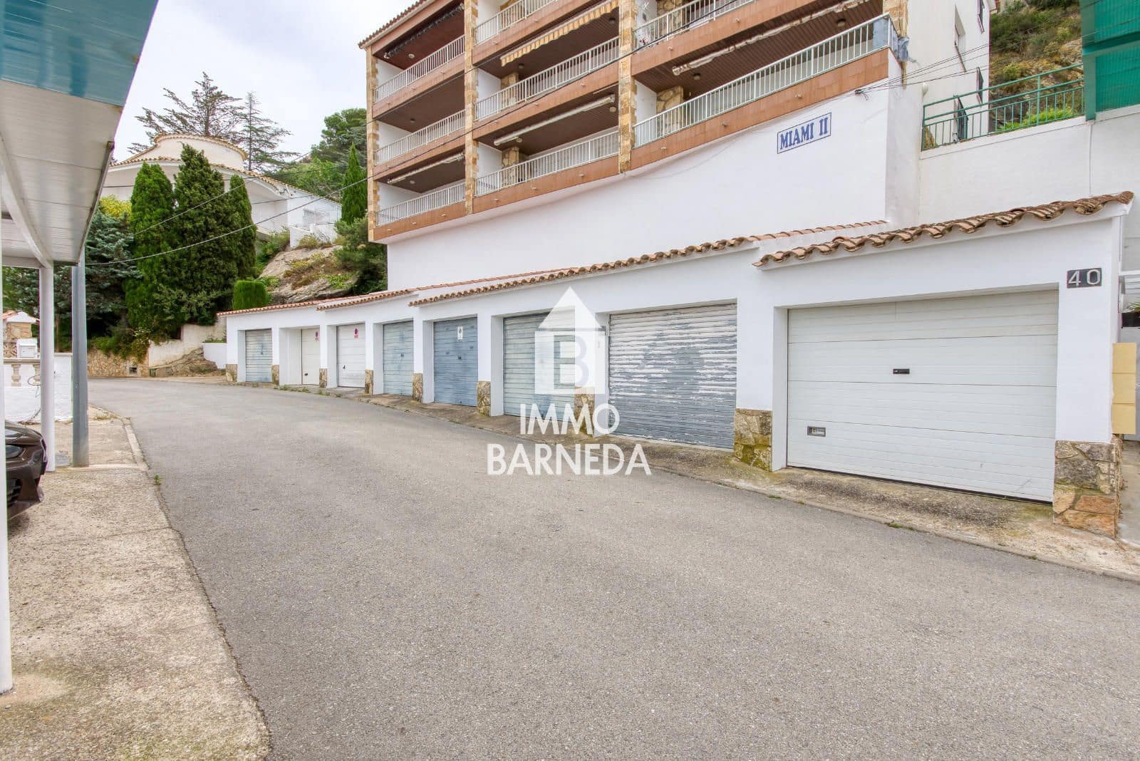 3 bedroom Flat for sale in Roses with garage - € 393,000 (Ref: 9108230)