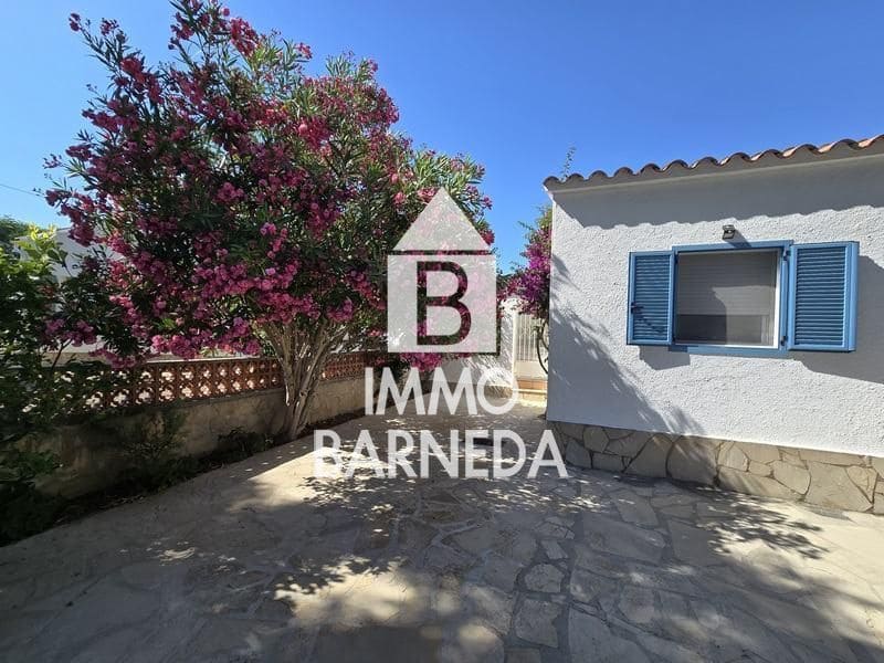 4 soveværelse Villa til salg i Empuriabrava med swimmingpool garage - € 570.000 (Ref: 9113526)