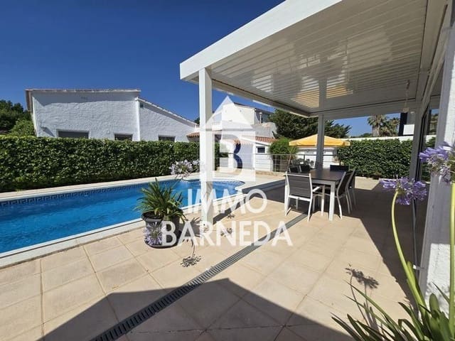 4 soveværelse Villa til salg i Empuriabrava, Castelló d'Empúries med swimmingpool garage - € 570.000 (Ref: 9113526)