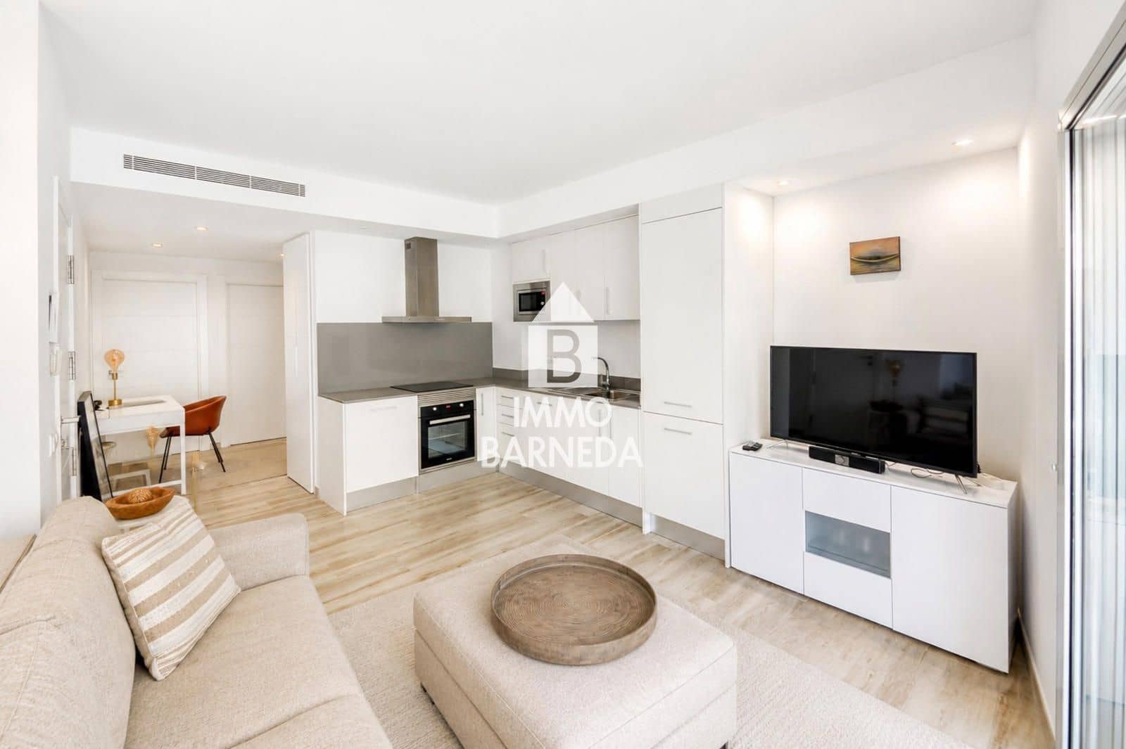 2 slaapkamer Flat te koop in Roses met garage - € 199.000 (Ref: 9127789)