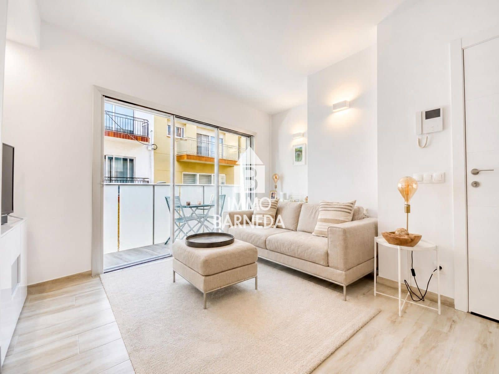 2 slaapkamer Flat te koop in Roses met garage - € 199.000 (Ref: 9127789)