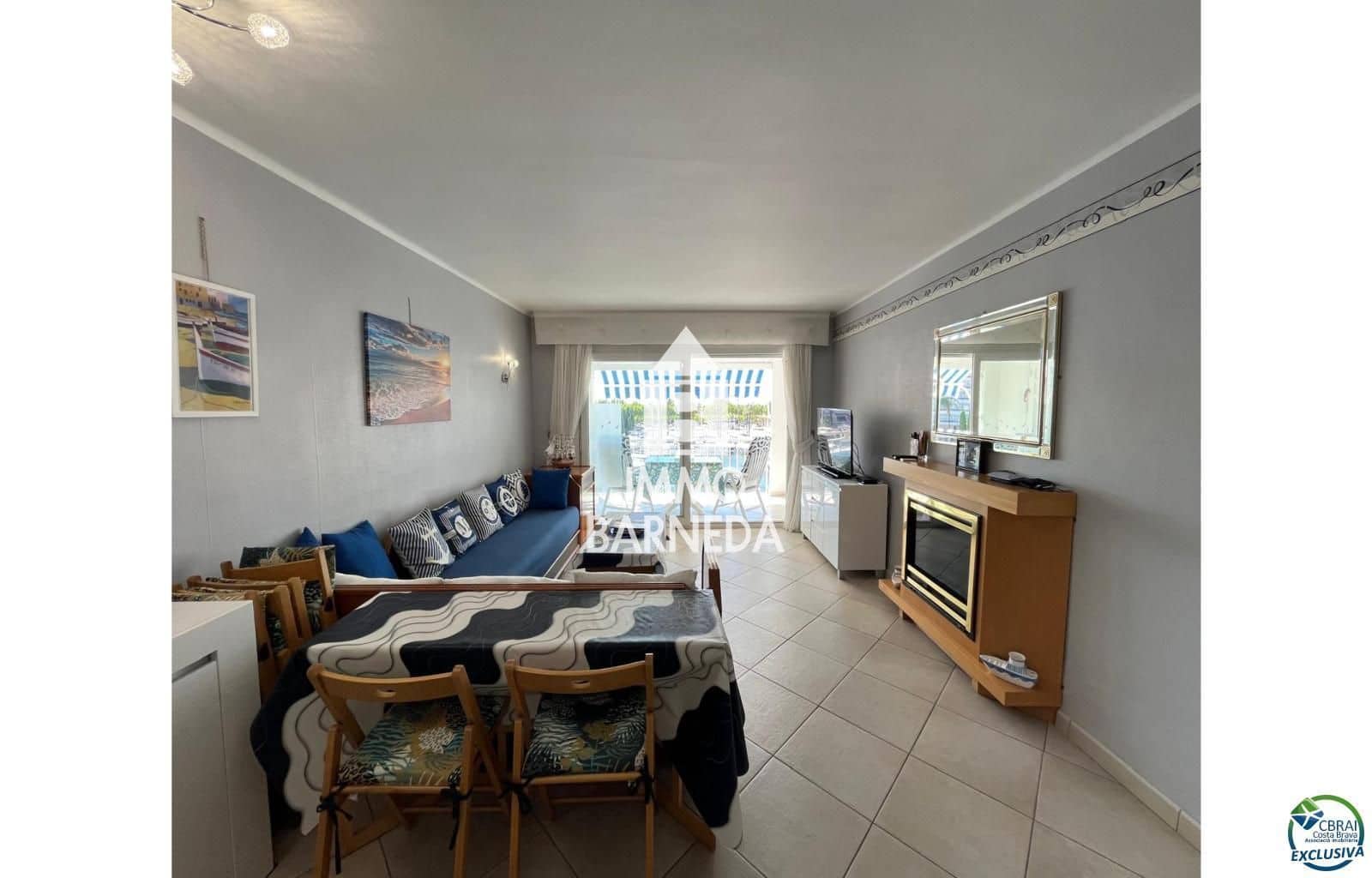 2 slaapkamer Flat te koop in Empuriabrava - € 305.000 (Ref: 9138272)