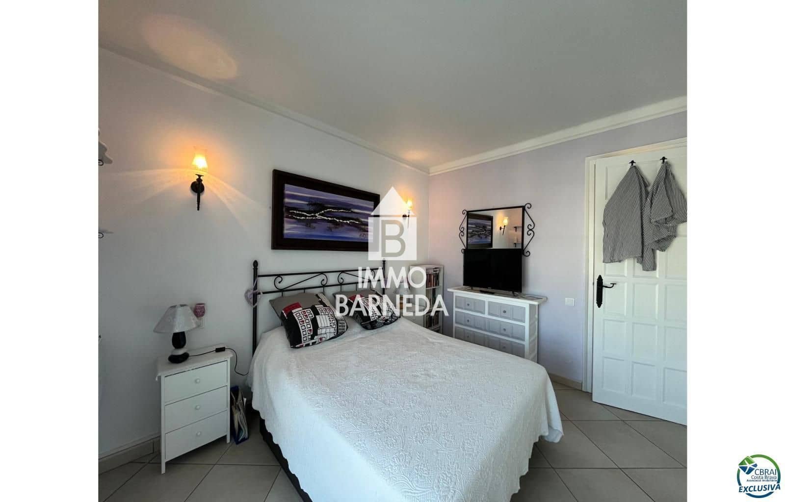 2 slaapkamer Flat te koop in Empuriabrava - € 305.000 (Ref: 9138272)