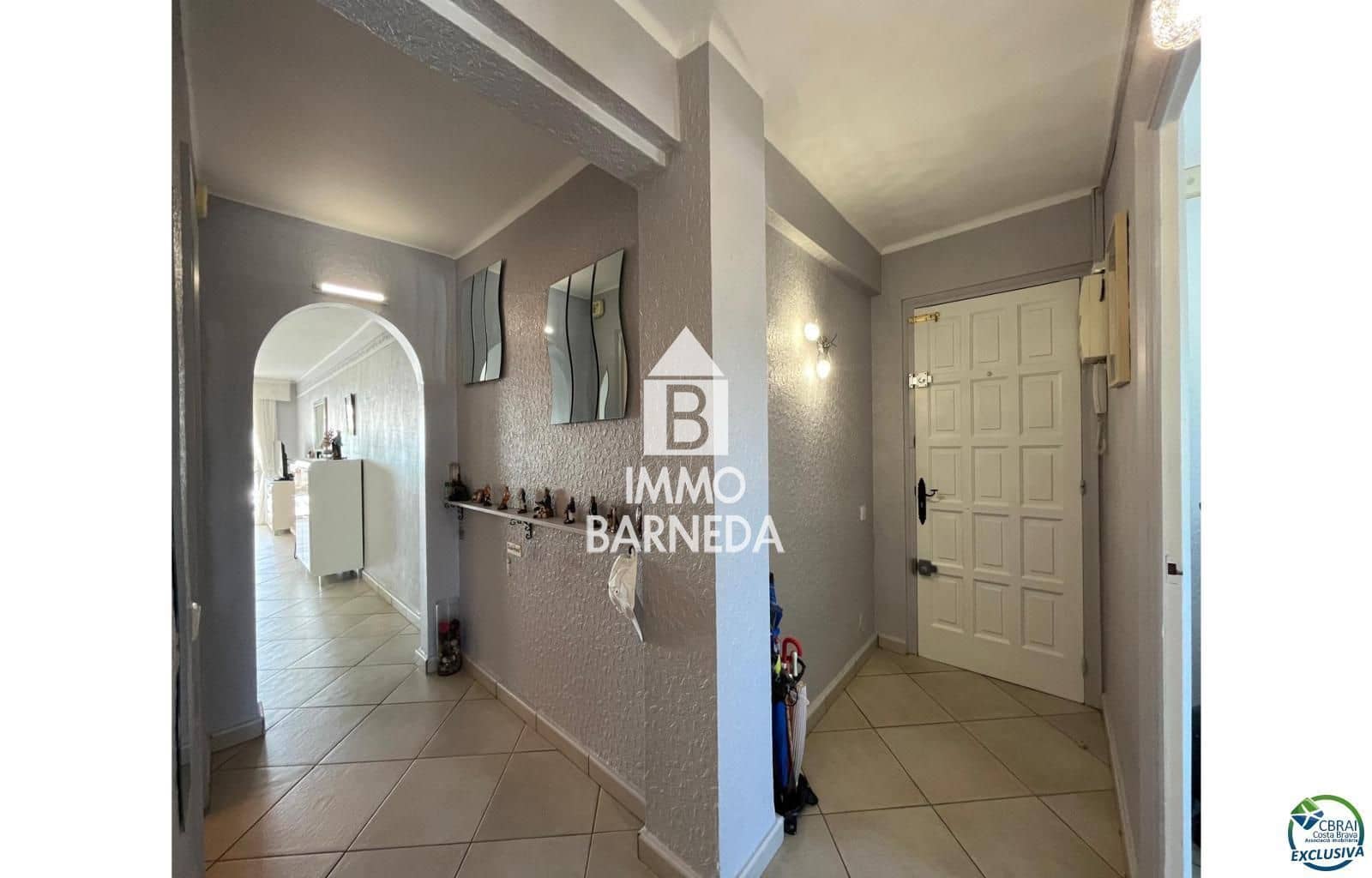 2 slaapkamer Flat te koop in Empuriabrava - € 305.000 (Ref: 9138272)