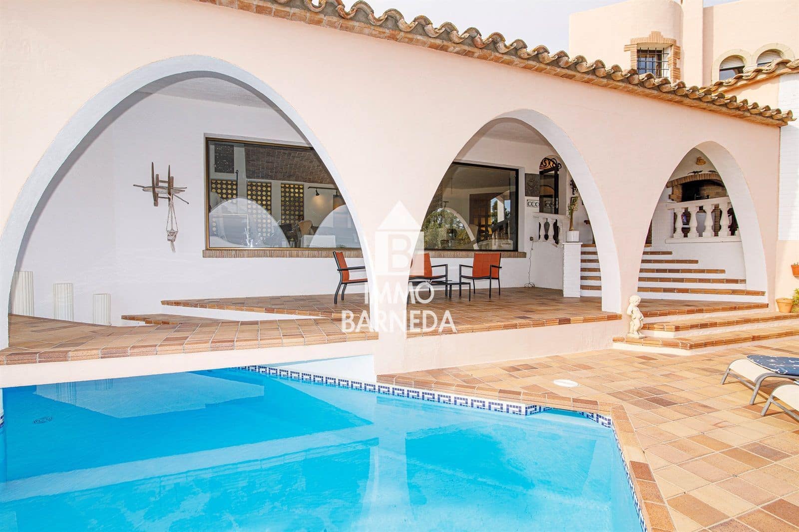 5 bedroom Villa for sale in El Mas Fumats with pool garage - € 1,200,000 (Ref: 9145814)
