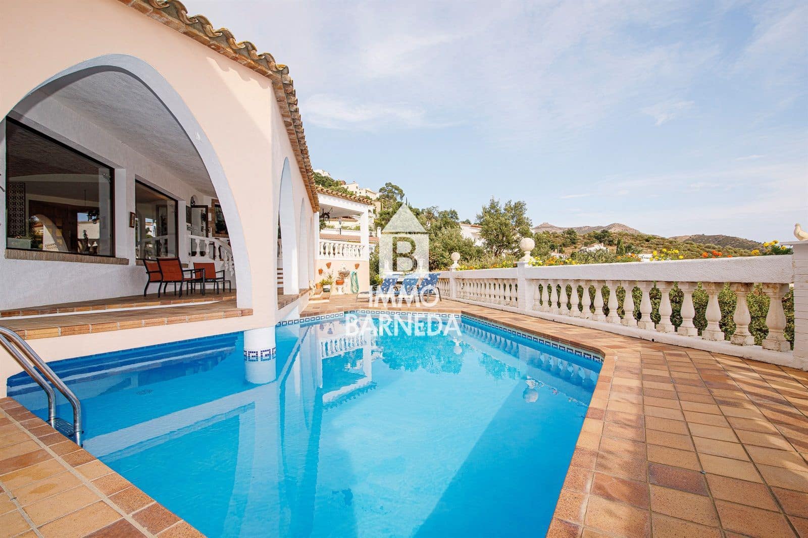 5 bedroom Villa for sale in El Mas Fumats with pool garage - € 1,200,000 (Ref: 9145814)