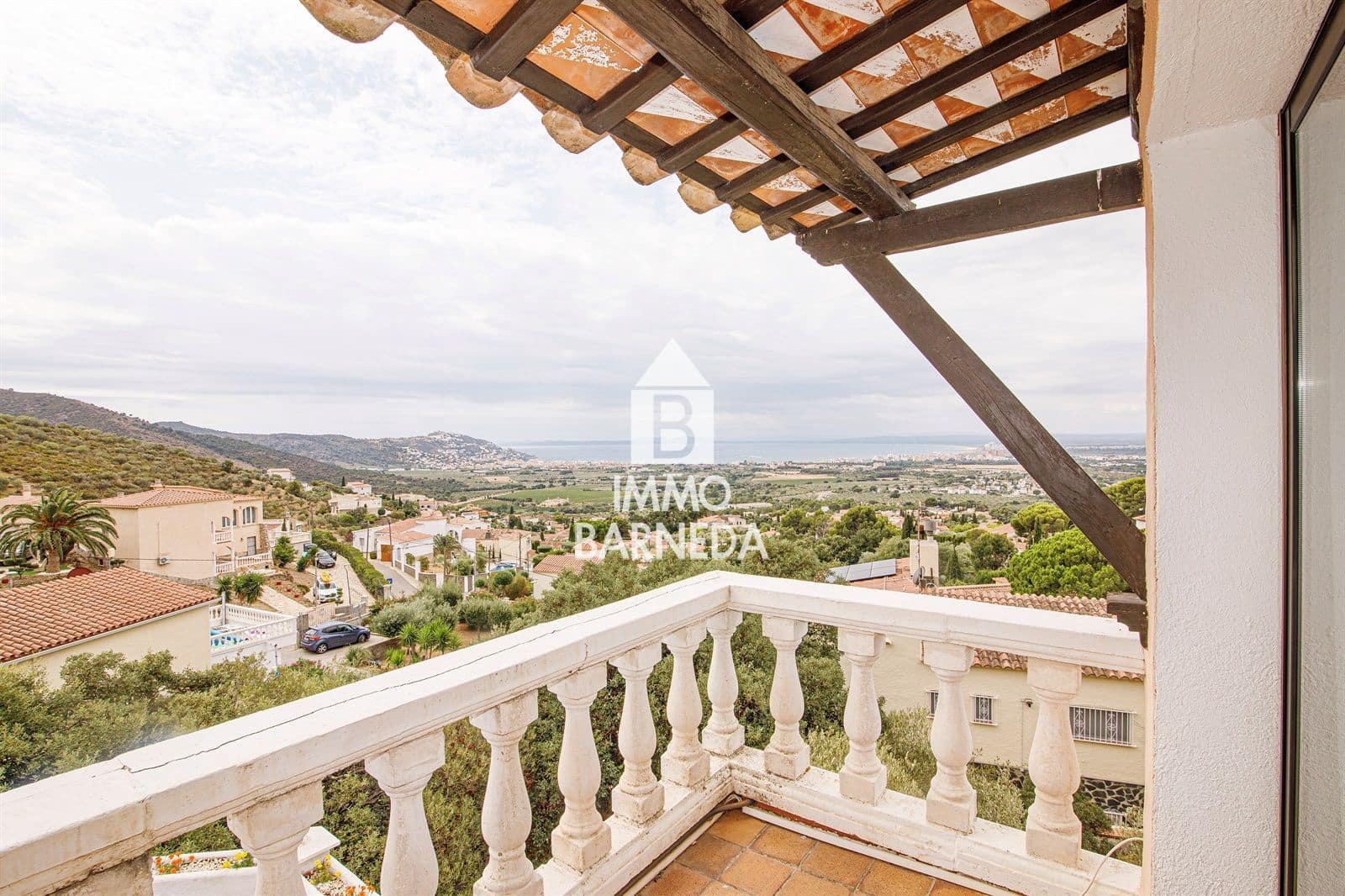 5 bedroom Villa for sale in El Mas Fumats with pool garage - € 1,200,000 (Ref: 9145814)