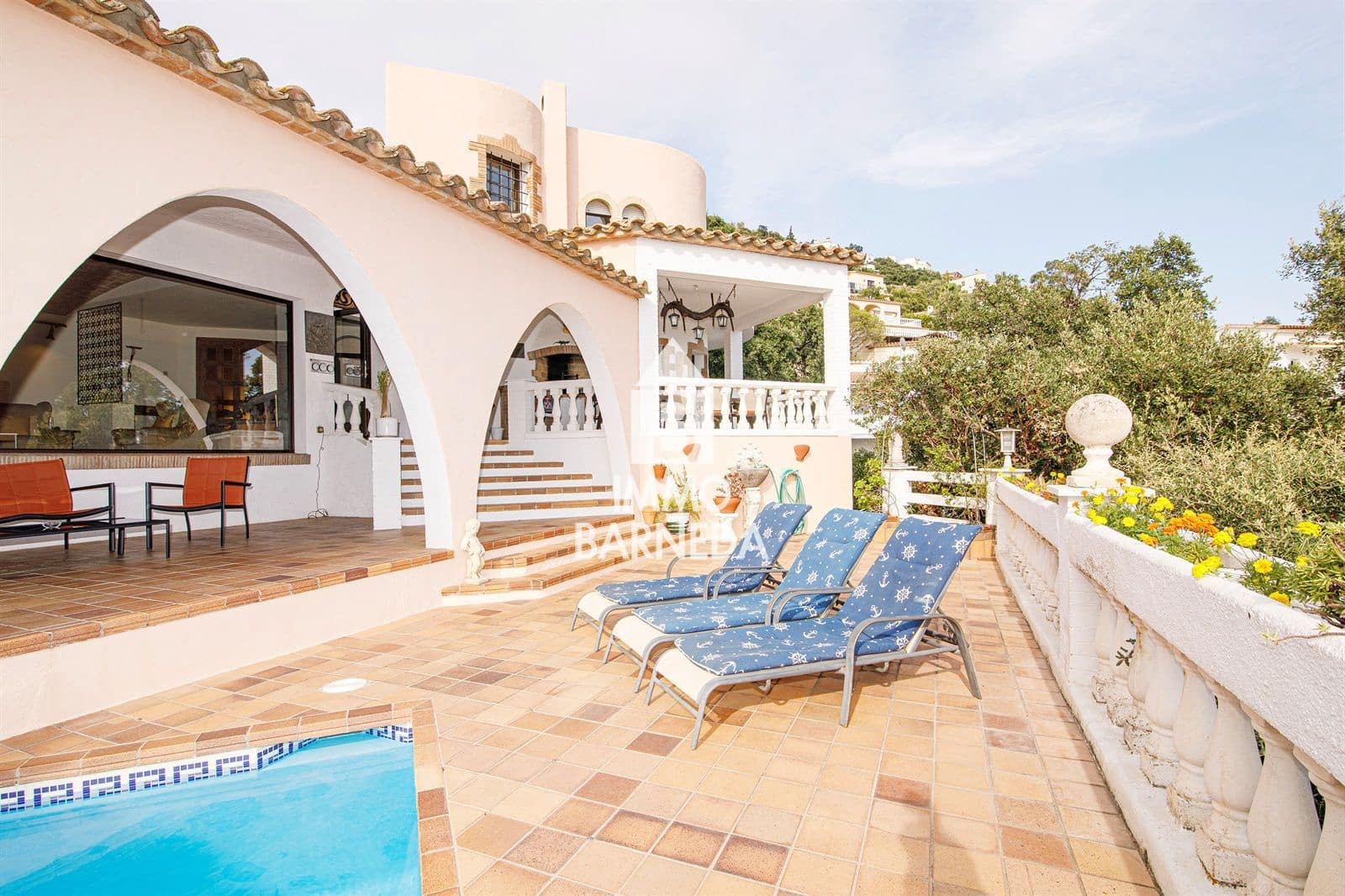 5 bedroom Villa for sale in El Mas Fumats with pool garage - € 1,200,000 (Ref: 9145814)