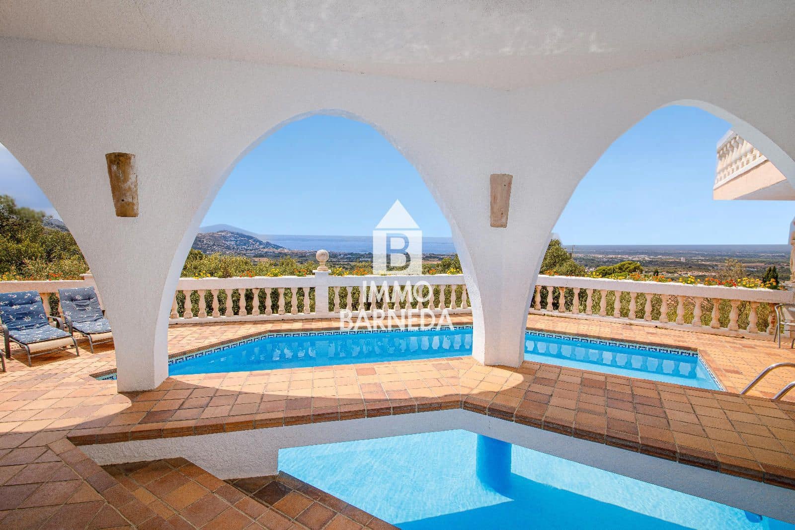 5 bedroom Villa for sale in El Mas Fumats with pool garage - € 1,200,000 (Ref: 9145814)