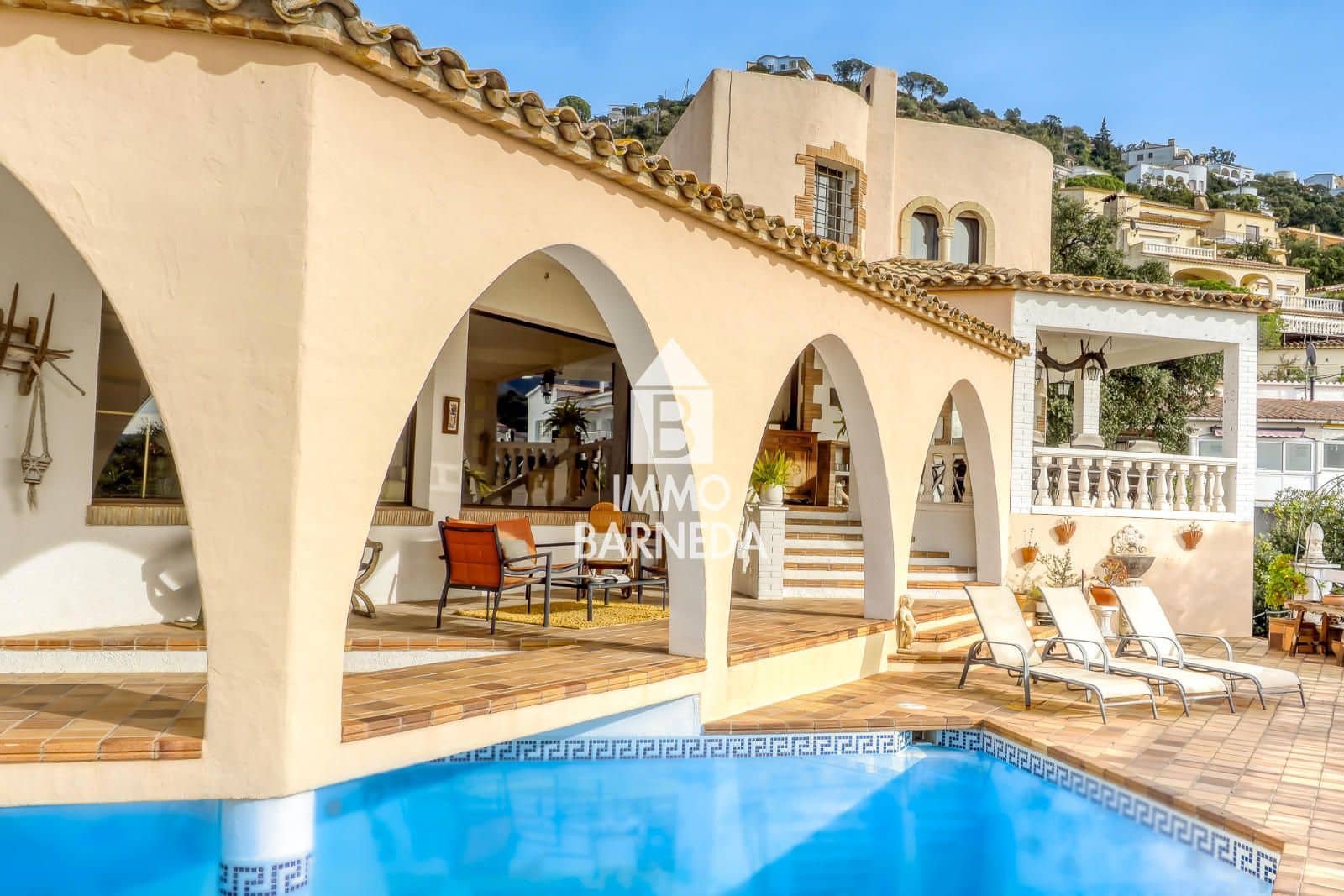 5 bedroom Villa for sale in El Mas Fumats with pool garage - € 1,200,000 (Ref: 9145814)