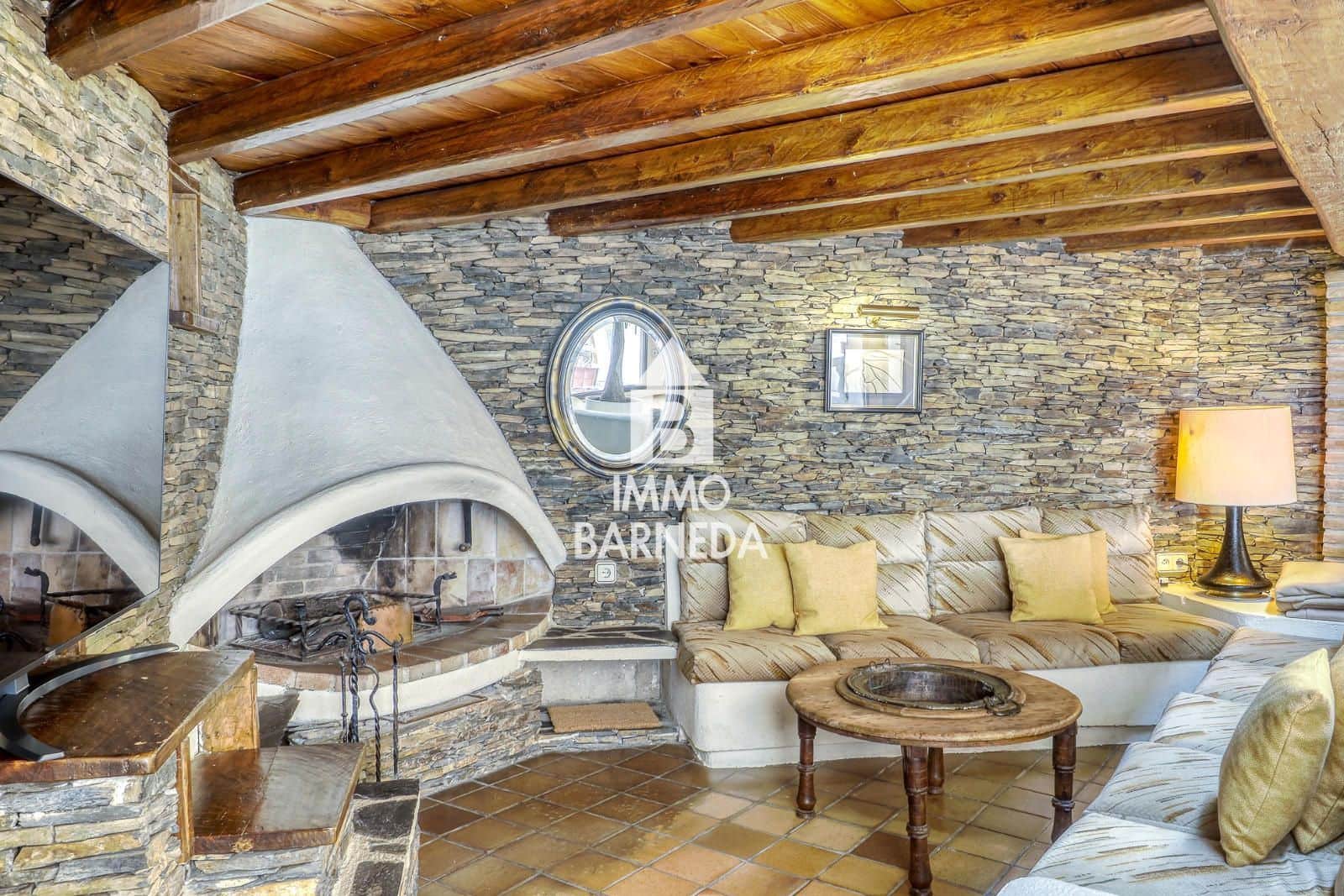 5 bedroom Villa for sale in El Mas Fumats with pool garage - € 1,200,000 (Ref: 9145814)