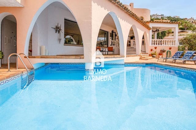 5 bedroom Villa for sale in El Mas Fumats, Roses with pool garage - € 1,200,000 (Ref: 9145814)