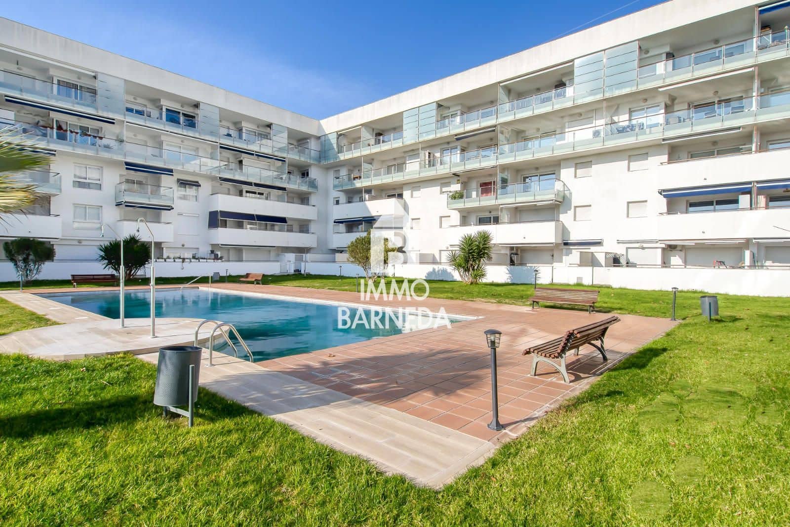 1 bedroom Flat for sale in Santa Margarida with pool garage - € 160,000 (Ref: 9158732)