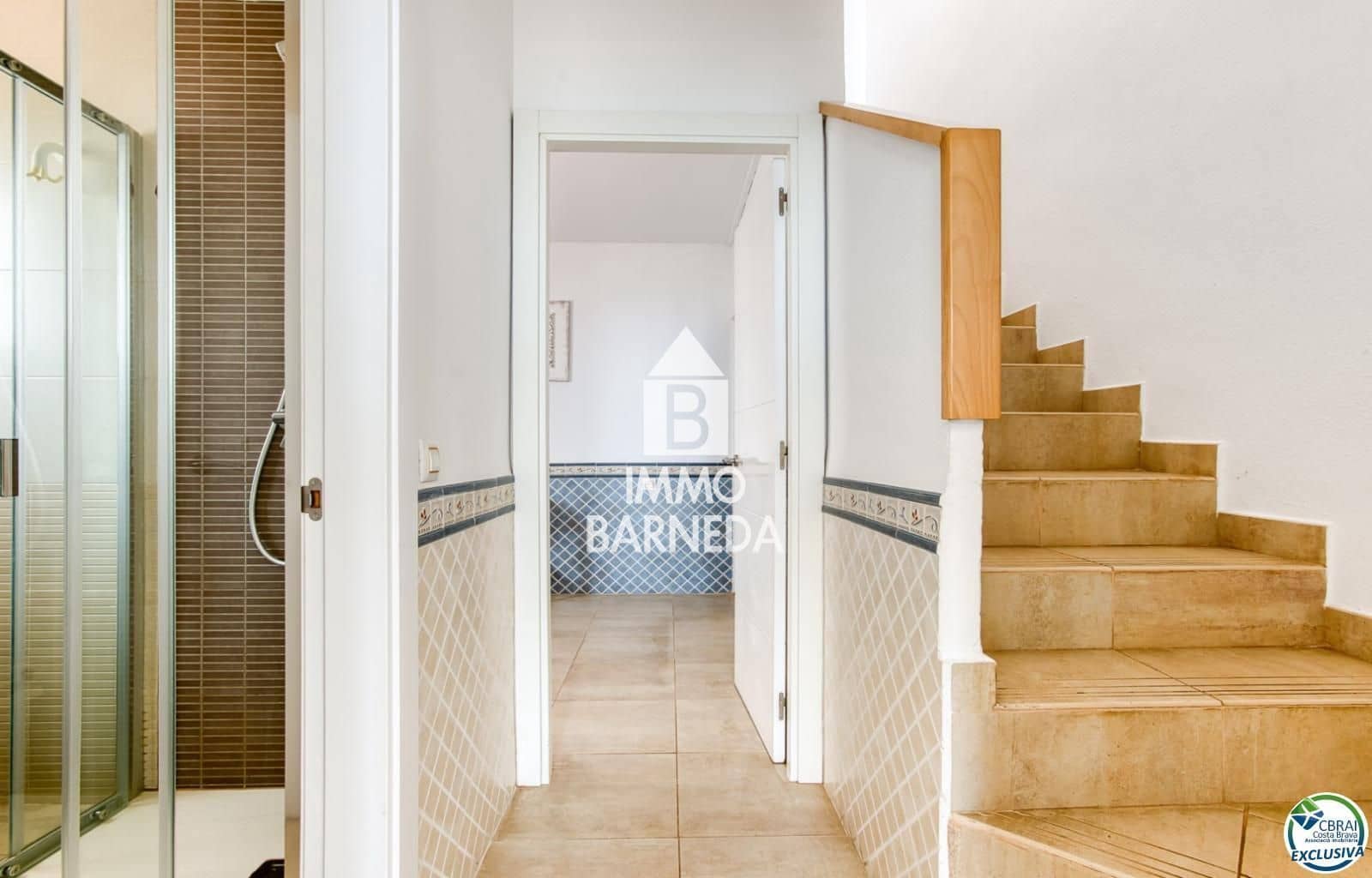 2 chambre Villa/Maison à vendre à Roses avec piscine garage - 325 000 € (Ref: 9166625)