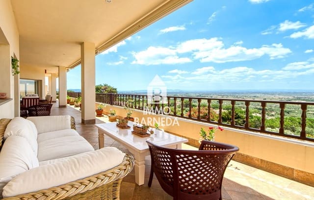 6 bedroom Villa for sale in Pau with pool garage - € 1,200,000 (Ref: 9181939)