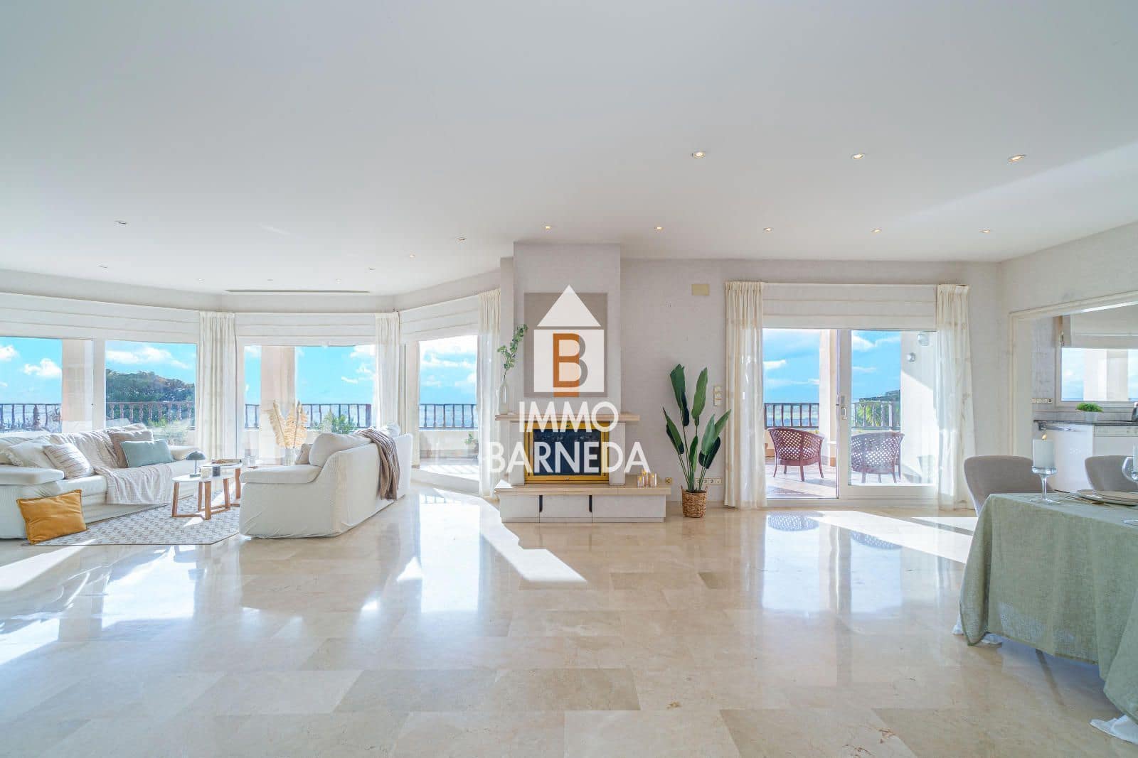 6 bedroom Villa for sale in Pau with pool garage - € 1,200,000 (Ref: 9181939)