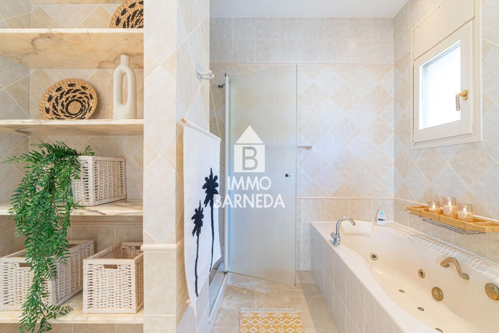 6 bedroom Villa for sale in Pau with pool garage - € 1,200,000 (Ref: 9181939)