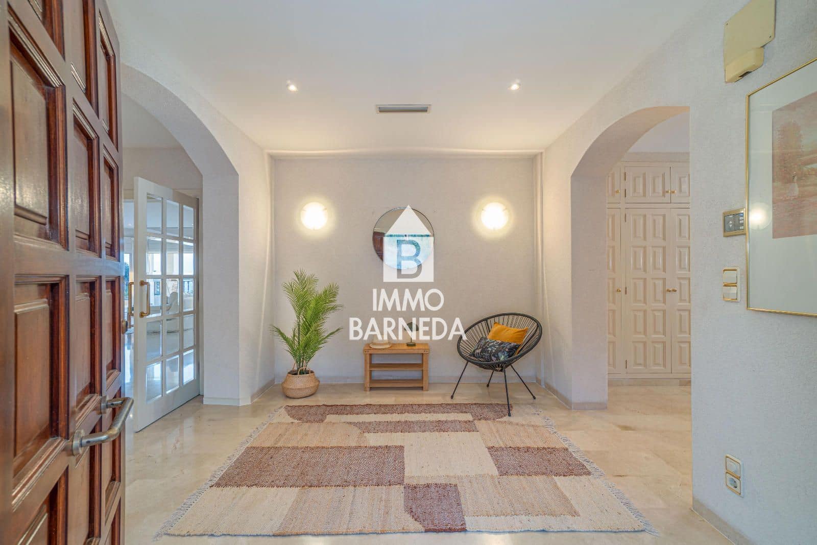 6 bedroom Villa for sale in Pau with pool garage - € 1,200,000 (Ref: 9181939)