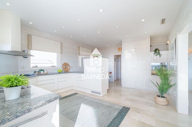 6 bedroom Villa for sale in Pau with pool garage - € 1,200,000 (Ref: 9181939)