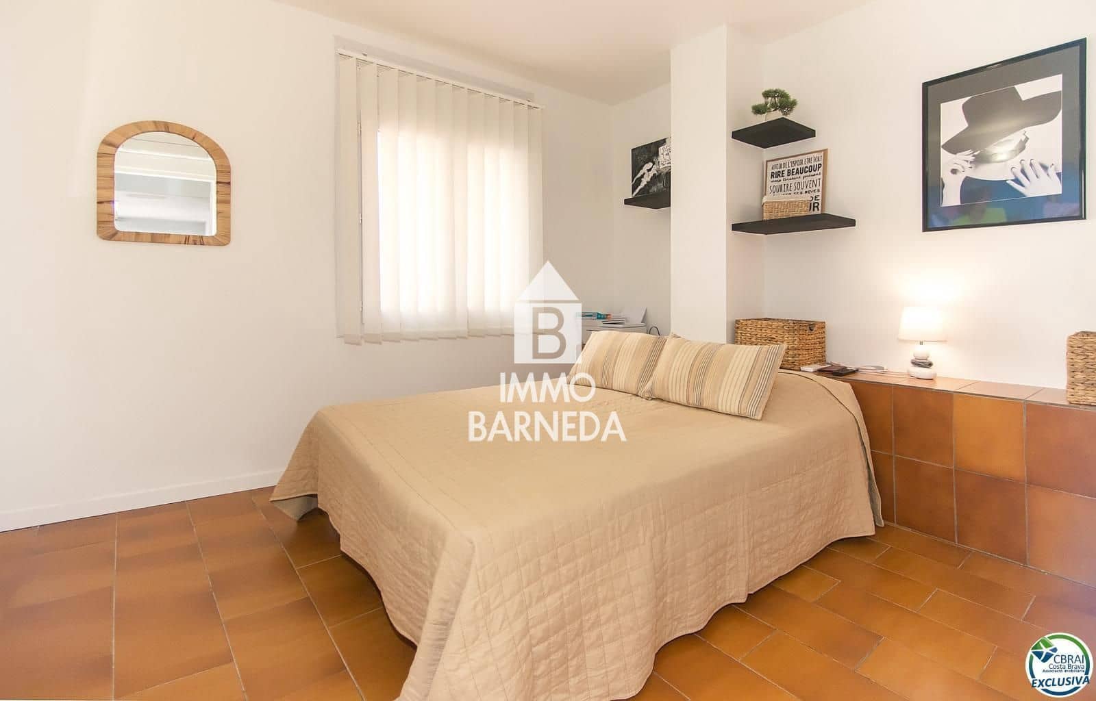 2 soveværelse Lejlighed til salg i Empuriabrava med swimmingpool garage - € 199.000 (Ref: 9189877)