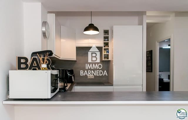 2 soveværelse Lejlighed til salg i Empuriabrava, Castelló d'Empúries med swimmingpool garage - € 199.000 (Ref: 9189877)