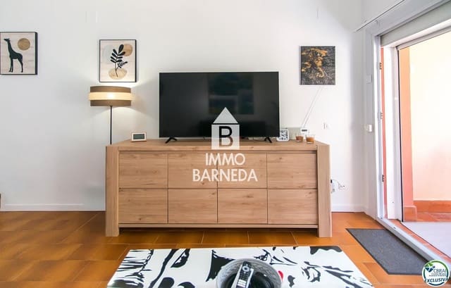 2 soveværelse Lejlighed til salg i Empuriabrava, Castelló d'Empúries med swimmingpool garage - € 199.000 (Ref: 9189877)