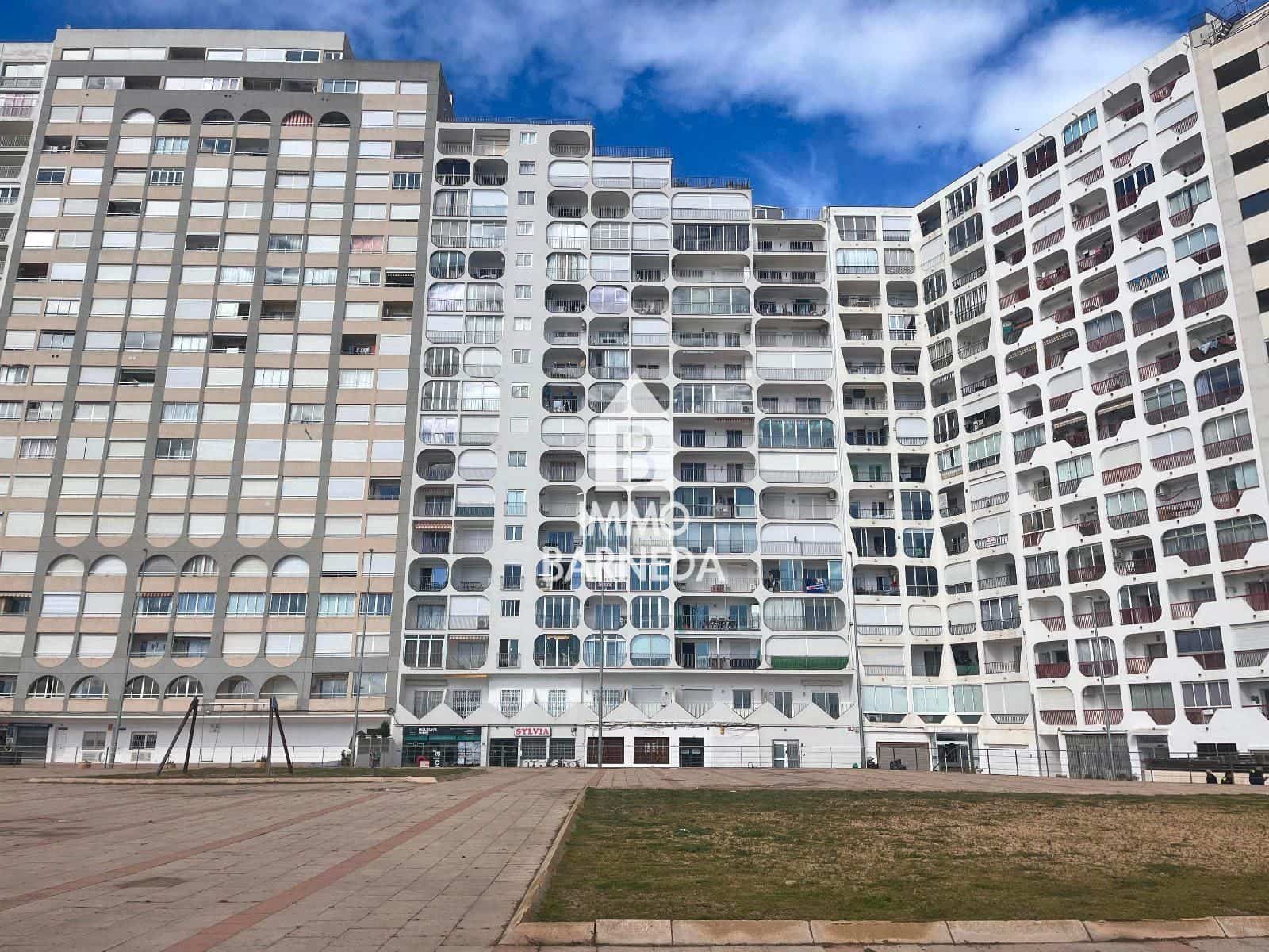 2 bedroom Flat for sale in Empuriabrava - € 180,000 (Ref: 9208077)