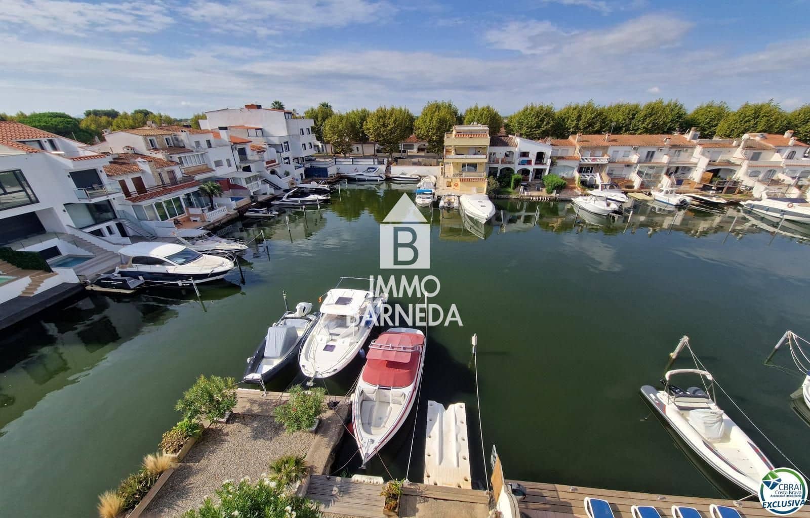 2 soverom Leilighet til salgs i Empuriabrava med garasje - € 299 000 (Ref: 9215460)