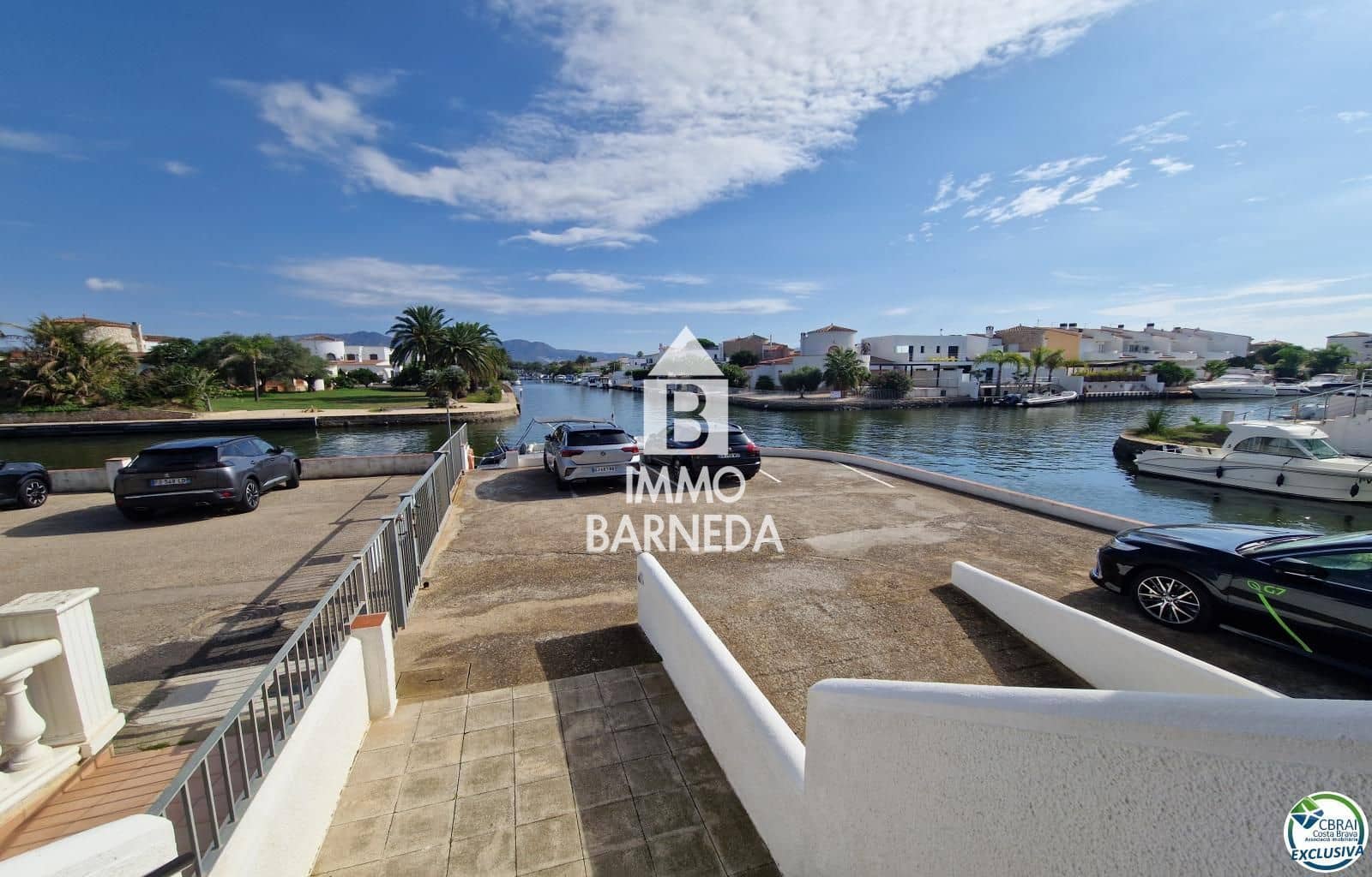 2 soverom Leilighet til salgs i Empuriabrava med garasje - € 299 000 (Ref: 9215460)