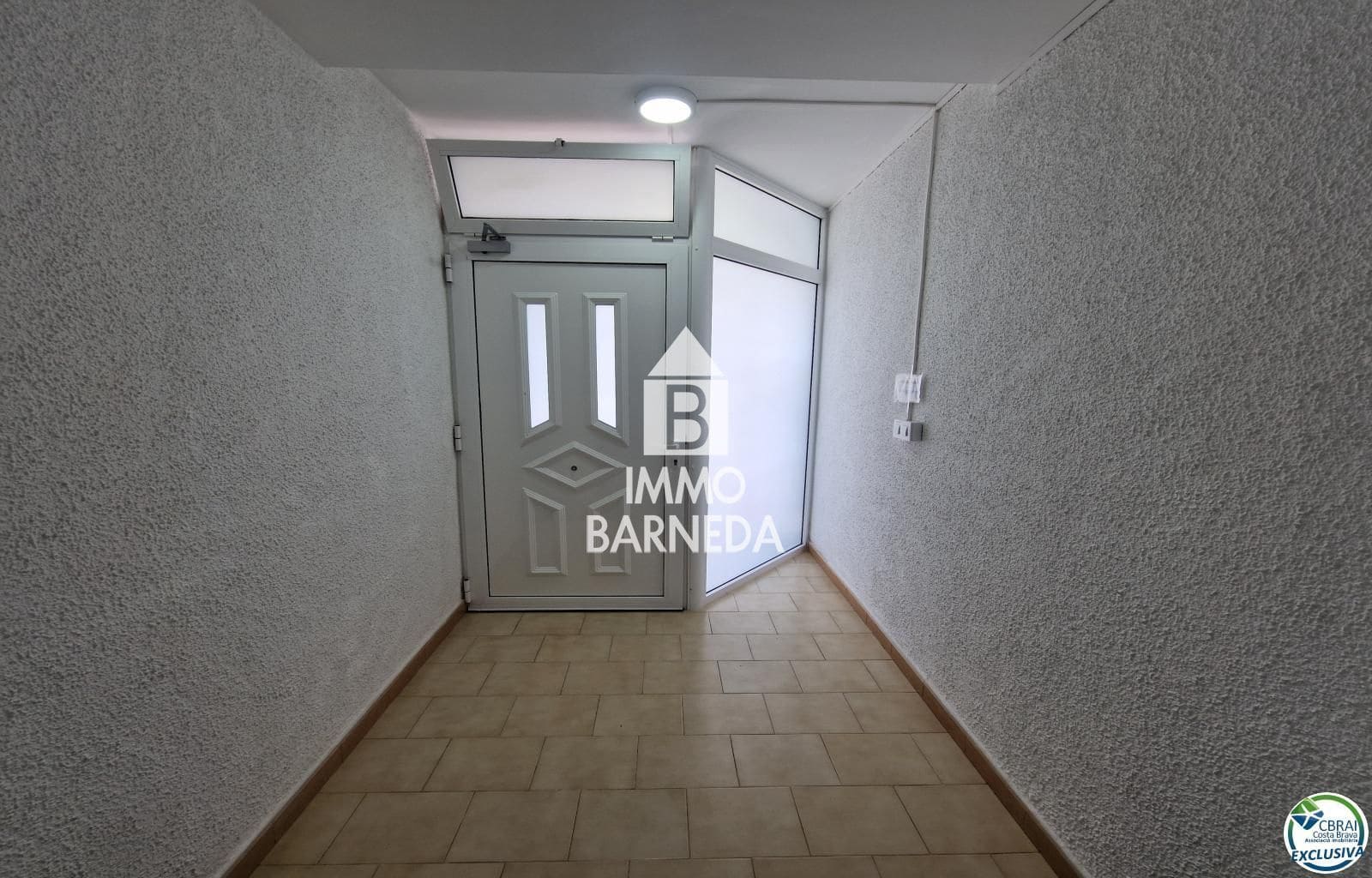 2 soverom Leilighet til salgs i Empuriabrava med garasje - € 299 000 (Ref: 9215460)