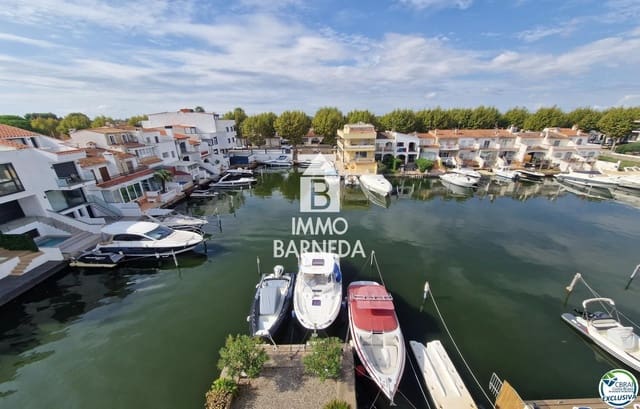 2 soveværelse Lejlighed til salg i Empuriabrava, Castelló d'Empúries med garage - € 299.000 (Ref: 9215460)
