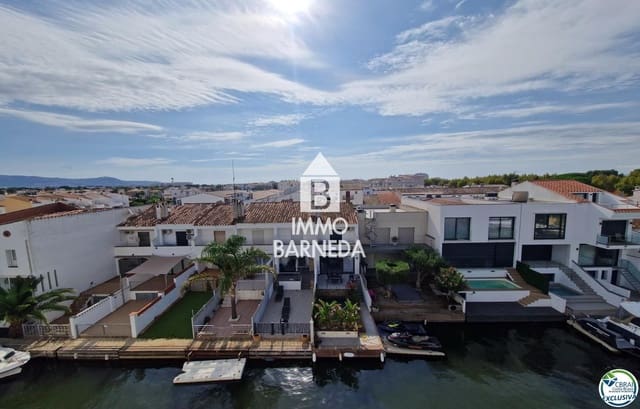 2 soveværelse Lejlighed til salg i Empuriabrava, Castelló d'Empúries med garage - € 299.000 (Ref: 9215460)
