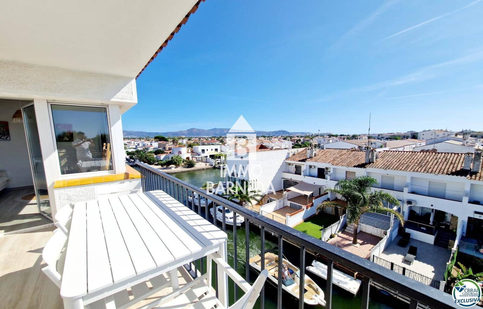 2 soverom Leilighet til salgs i Empuriabrava med garasje - € 299 000 (Ref: 9215460)
