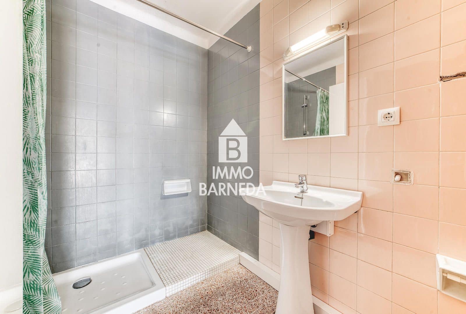 1 soverom Leilighet til salgs i Roses med svømmebasseng garasje - € 185 000 (Ref: 9218962)