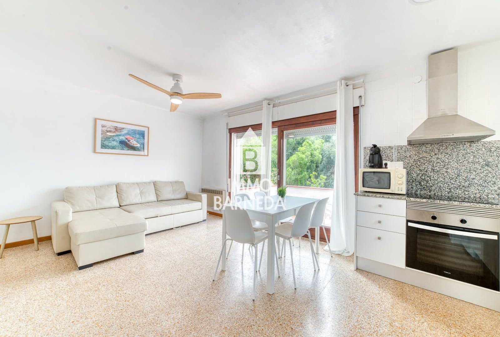 1 soverom Leilighet til salgs i Roses med svømmebasseng garasje - € 185 000 (Ref: 9218962)