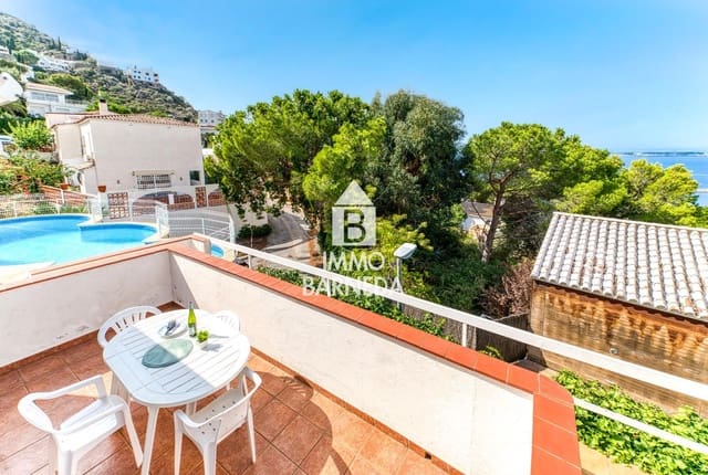 1 chambre Appartement à vendre à Roses avec piscine garage - 185 000 € (Ref: 9218962)