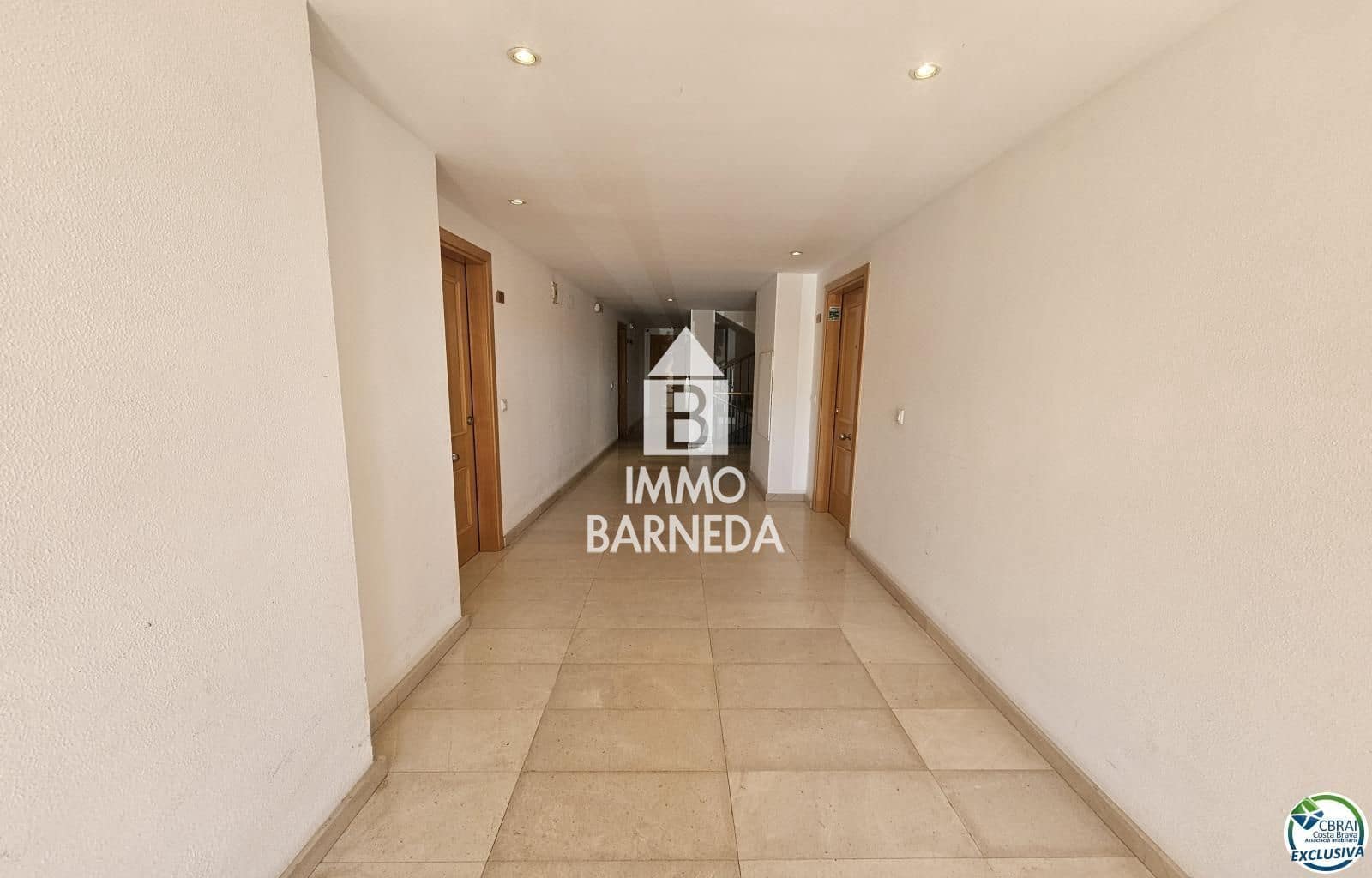 2 soverom Leilighet til salgs i Empuriabrava med garasje - € 219 000 (Ref: 9227454)