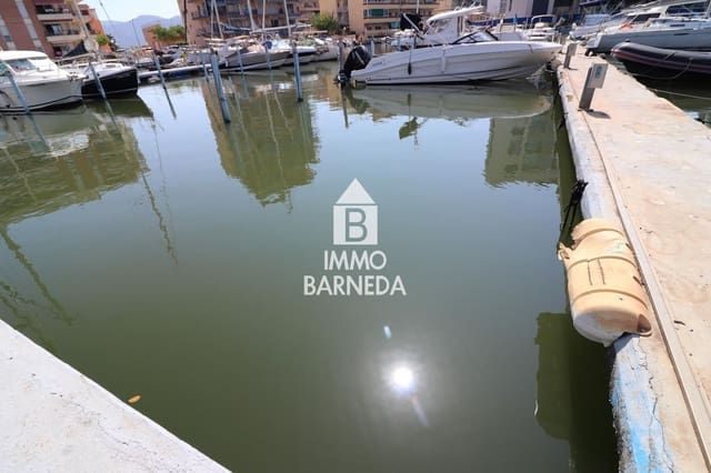 Garage till salu i Santa Margarida, Roses - 24 000 € (Ref: 9235294)