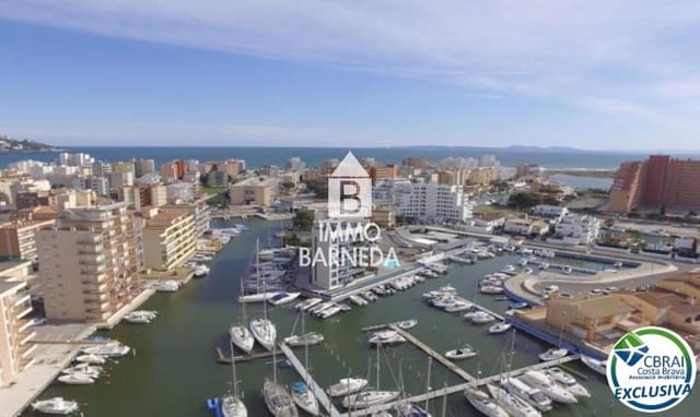 Garage till salu i Santa Margarida, Roses - 24 000 € (Ref: 9235294)