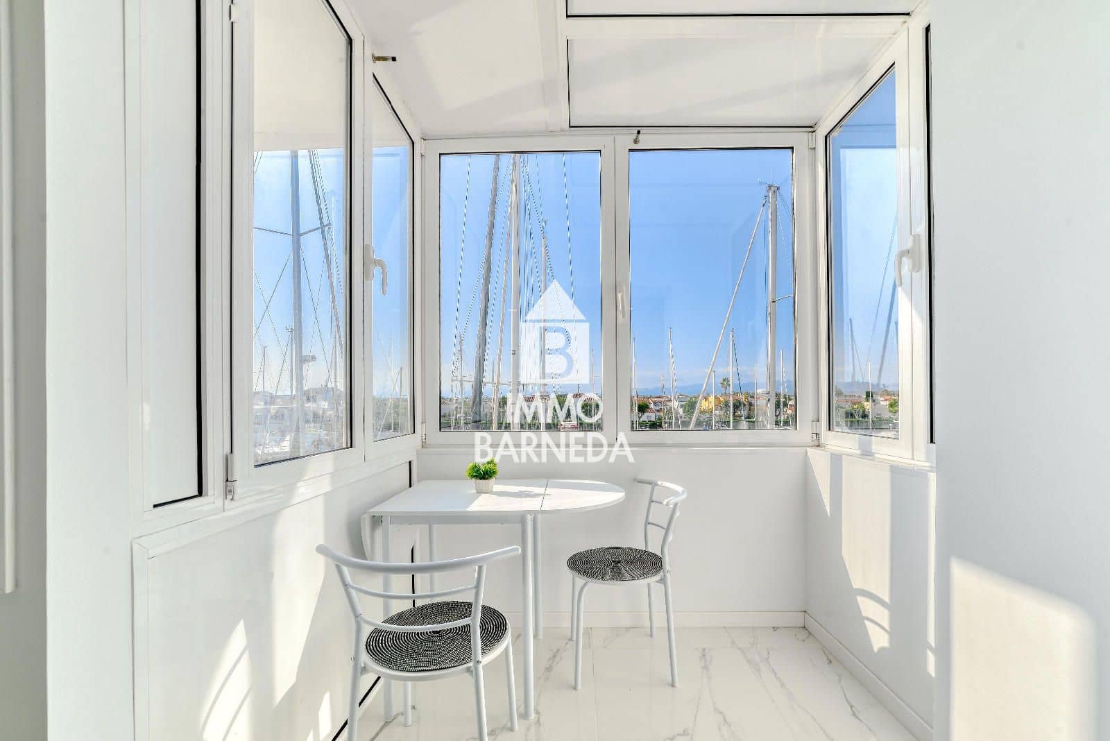 Flat for sale in Empuriabrava - € 99,500 (Ref: 9255805)