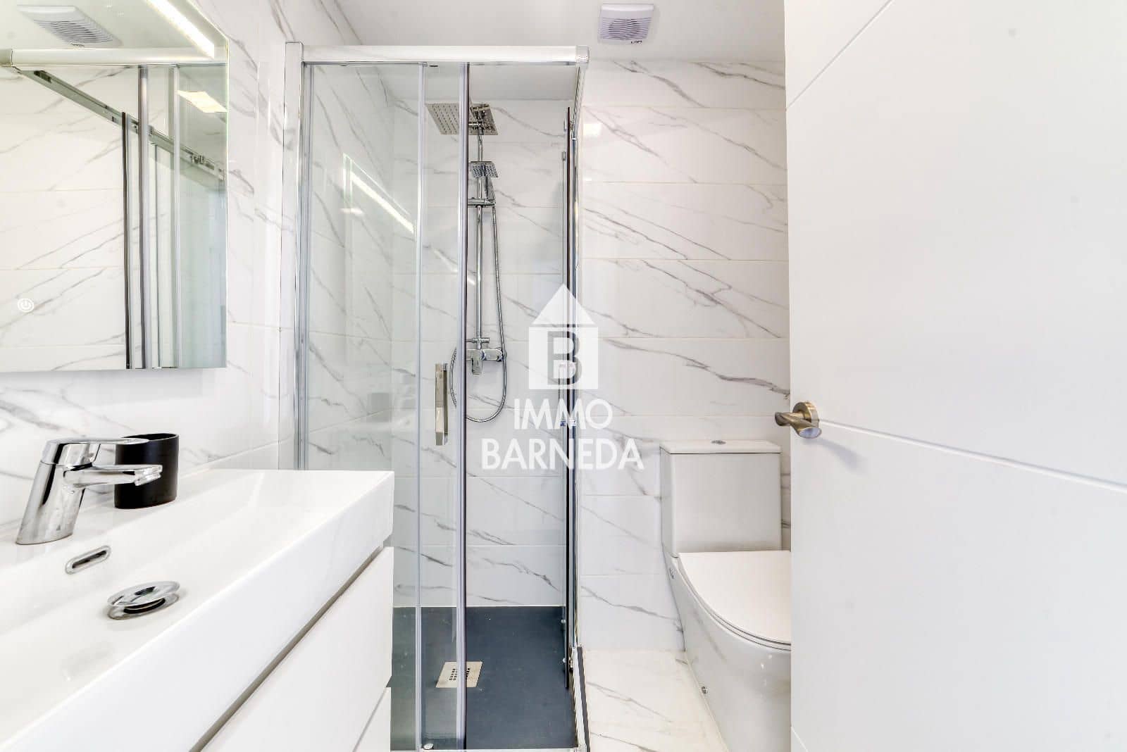 Flat for sale in Empuriabrava - € 99,500 (Ref: 9255805)