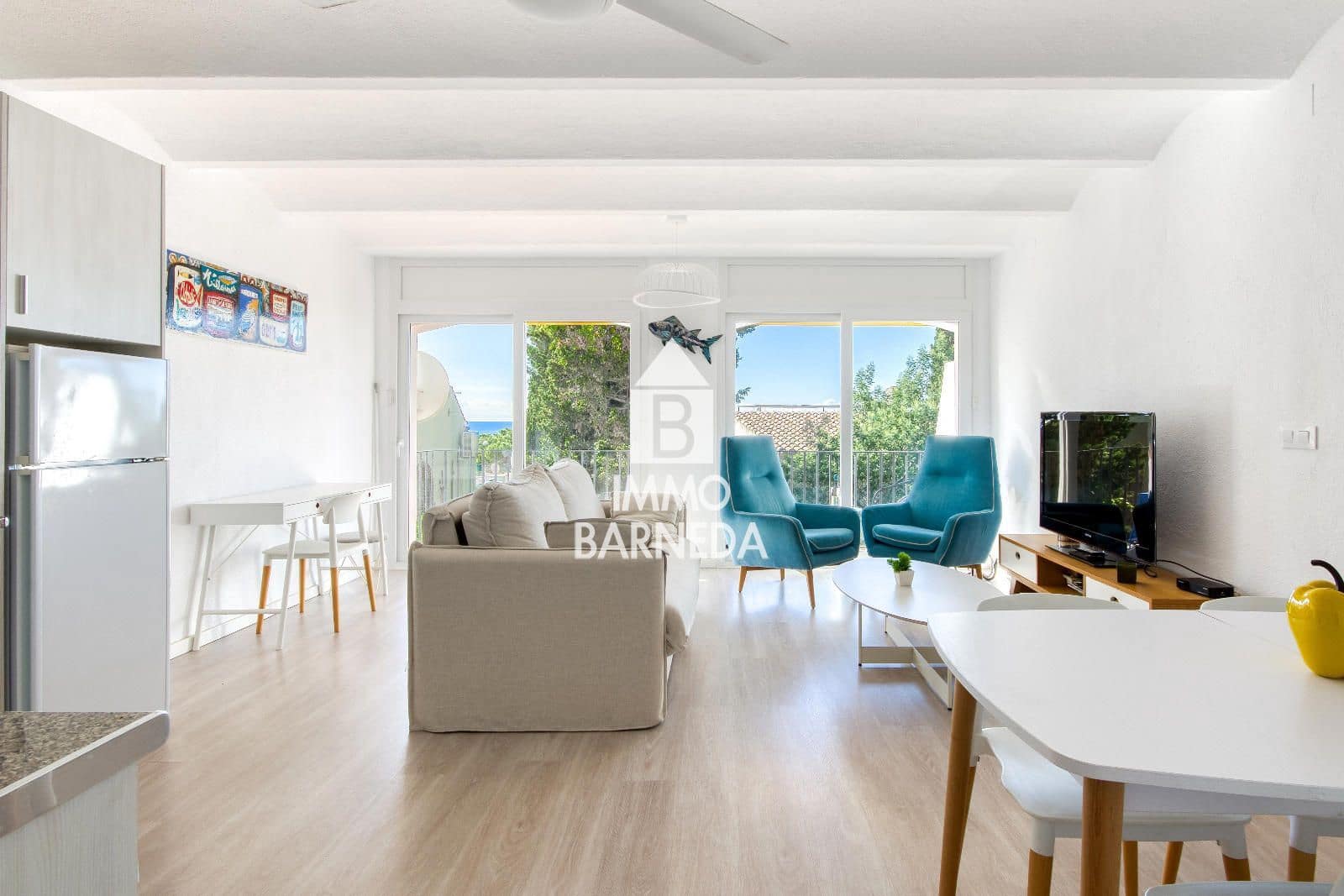 2 bedroom Flat for sale in Roses with garage - € 239,000 (Ref: 9265060)