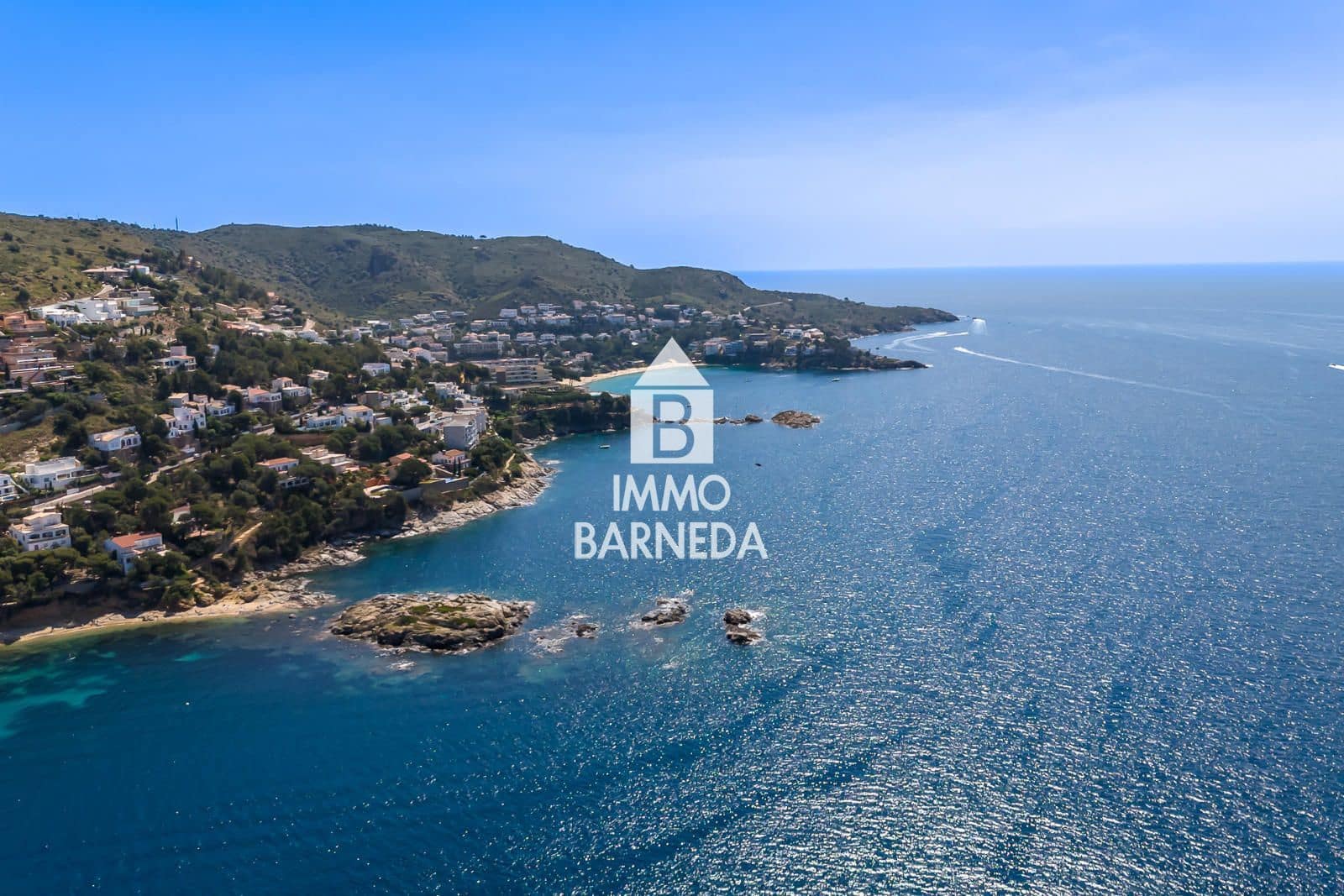 2 bedroom Flat for sale in Roses with garage - € 239,000 (Ref: 9265060)