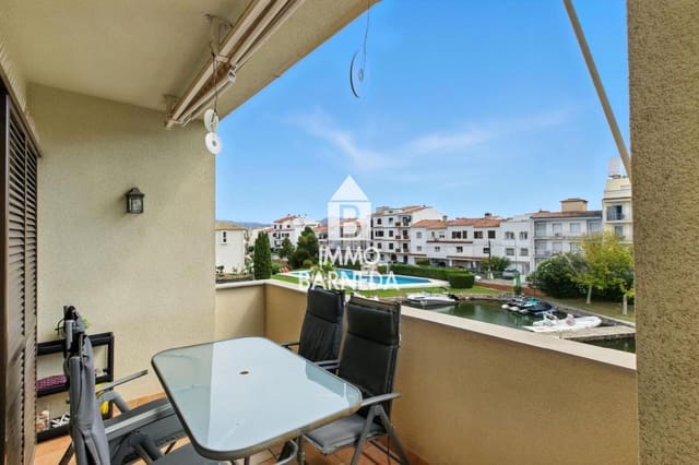 2 makuuhuone Asunto myytävänä paikassa Empuriabrava, Castelló d'Empúries mukana uima-altaan - 225 000 € (Ref: 9265061)