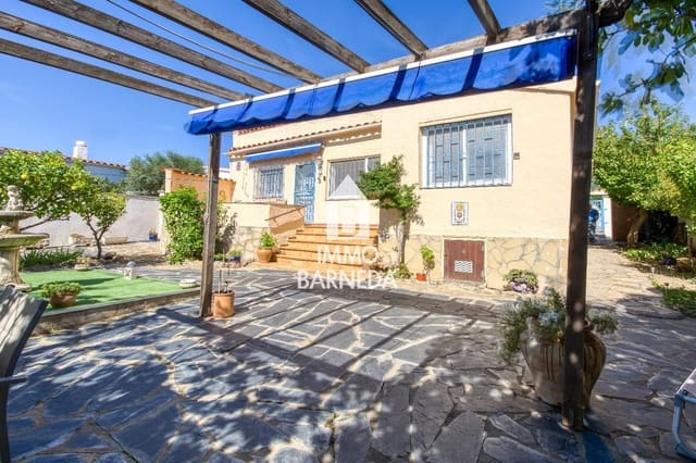 4 sovrum Villa till salu i Roses med garage - 375 000 € (Ref: 9283531)
