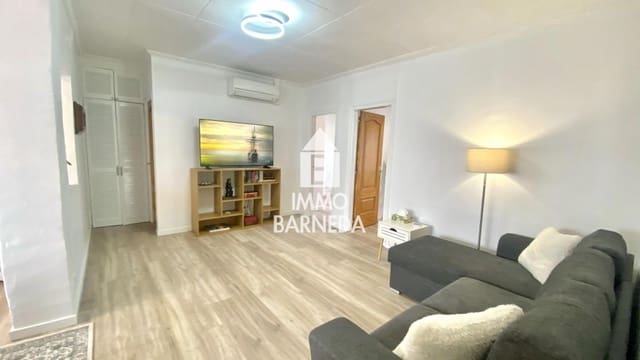 4 sovrum Villa till salu i Roses med garage - 365 000 € (Ref: 9283531)