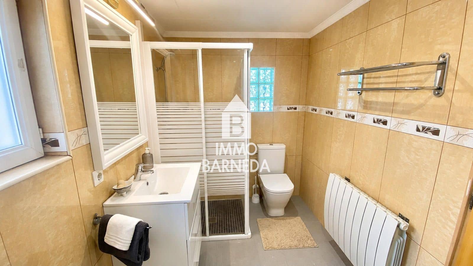 4 bedroom Villa for sale in Roses with garage - € 365,000 (Ref: 9283531)