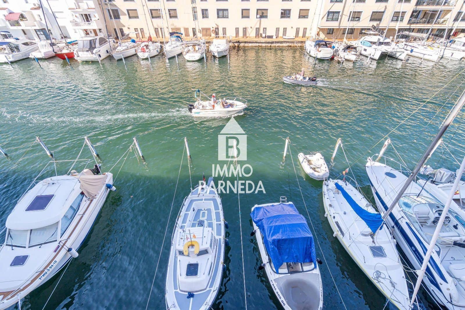 2 sovrum Lägenhet till salu i Empuriabrava med garage - 270 000 € (Ref: 9285762)