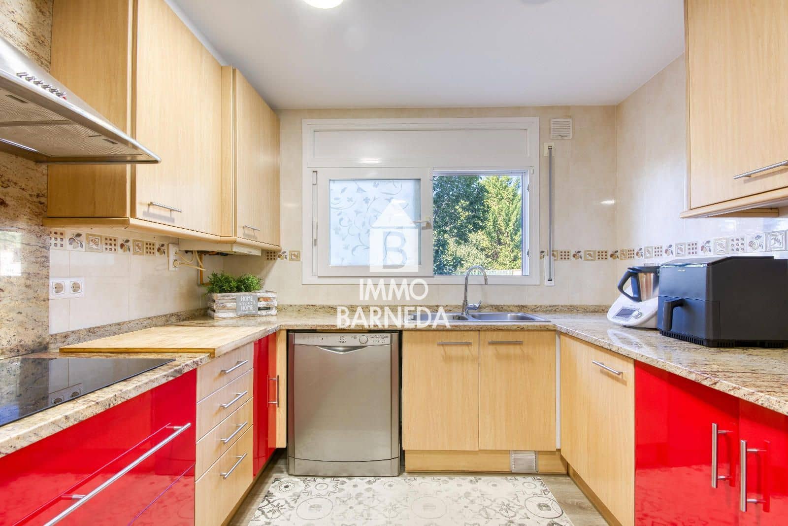 4 bedroom Townhouse for sale in Palau-saverdera with garage - € 370,000 (Ref: 9293996)