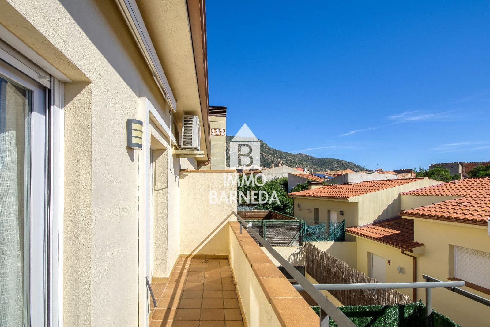 4 bedroom Townhouse for sale in Palau-saverdera with garage - € 370,000 (Ref: 9293996)